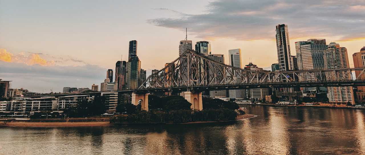 Brisbane_Skyline_bridge_QLD_cropped